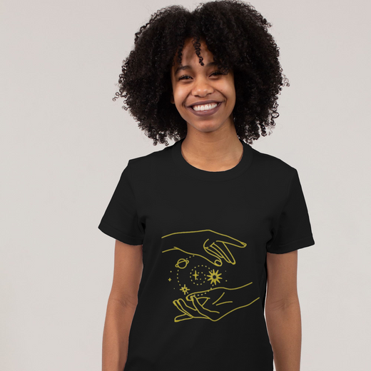 T-Shirt “Cosmic Hands” – Personalizzabile