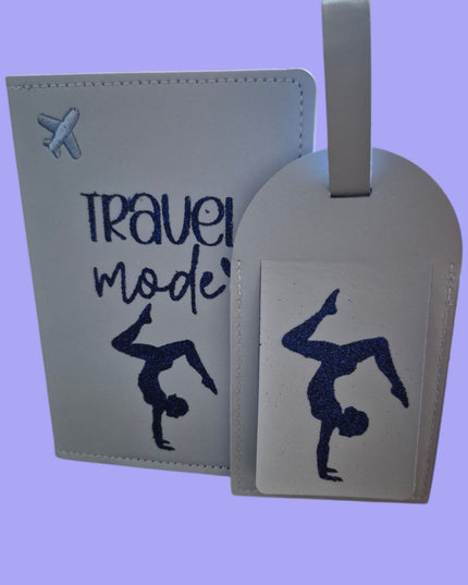 Porta Passaporto Personalizzato "Travel Mode" modello 2