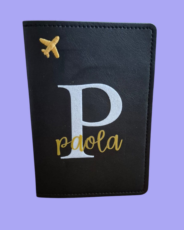 Porta Passaporto Personalizzato con Iniziale e Nome