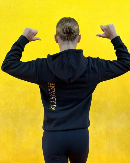 Felpa Nera con Zip Invictus