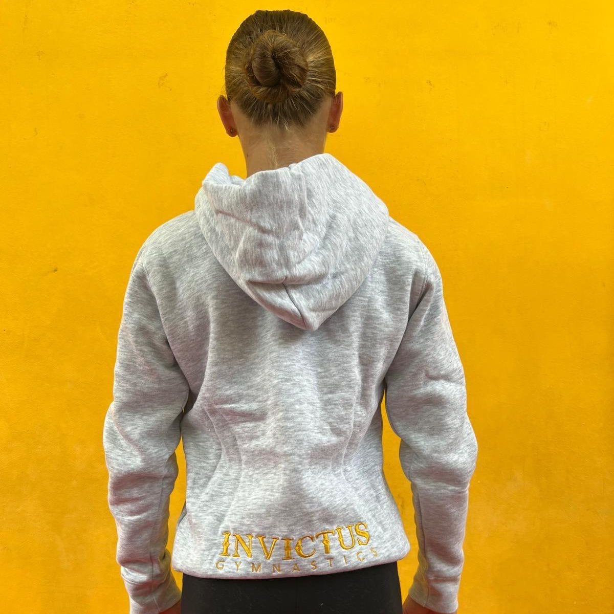 Felpa Grigia con Zip Invictus