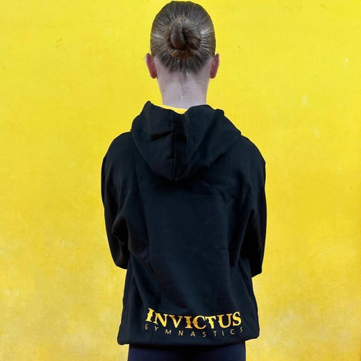Felpa Nera con Cappuccio Invictus
