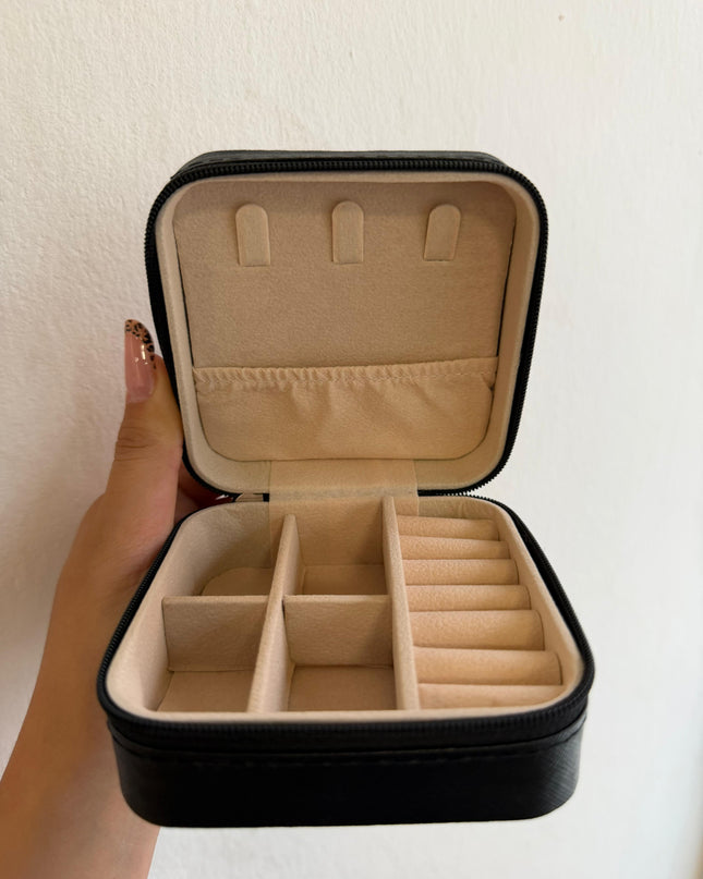 Portagioie Personalizzato – Iniziale & Nome